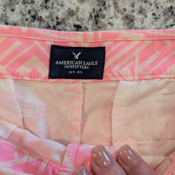 AEO 2 Pairs Midi 3.5" Inseam Stretch Shorts 6 Southwestern and Geometric - Picture 6 of 11